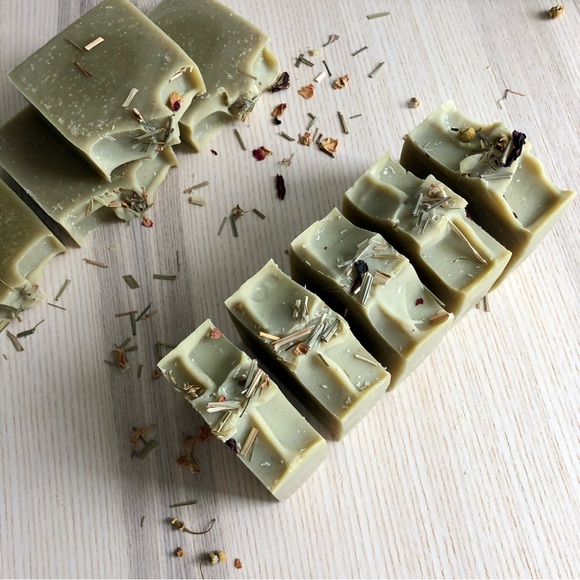 Lemongrass Jasmine | All Natural Handcrafted Soap Bar - Picture 1 of 6